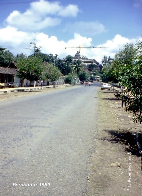 Gesamtansicht des Borobudur im Jahr 1980