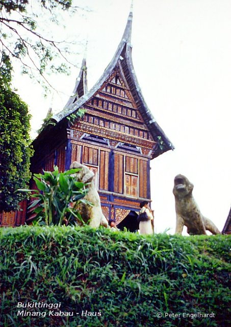 Haus im Minangkabau Stil in Bukittingi